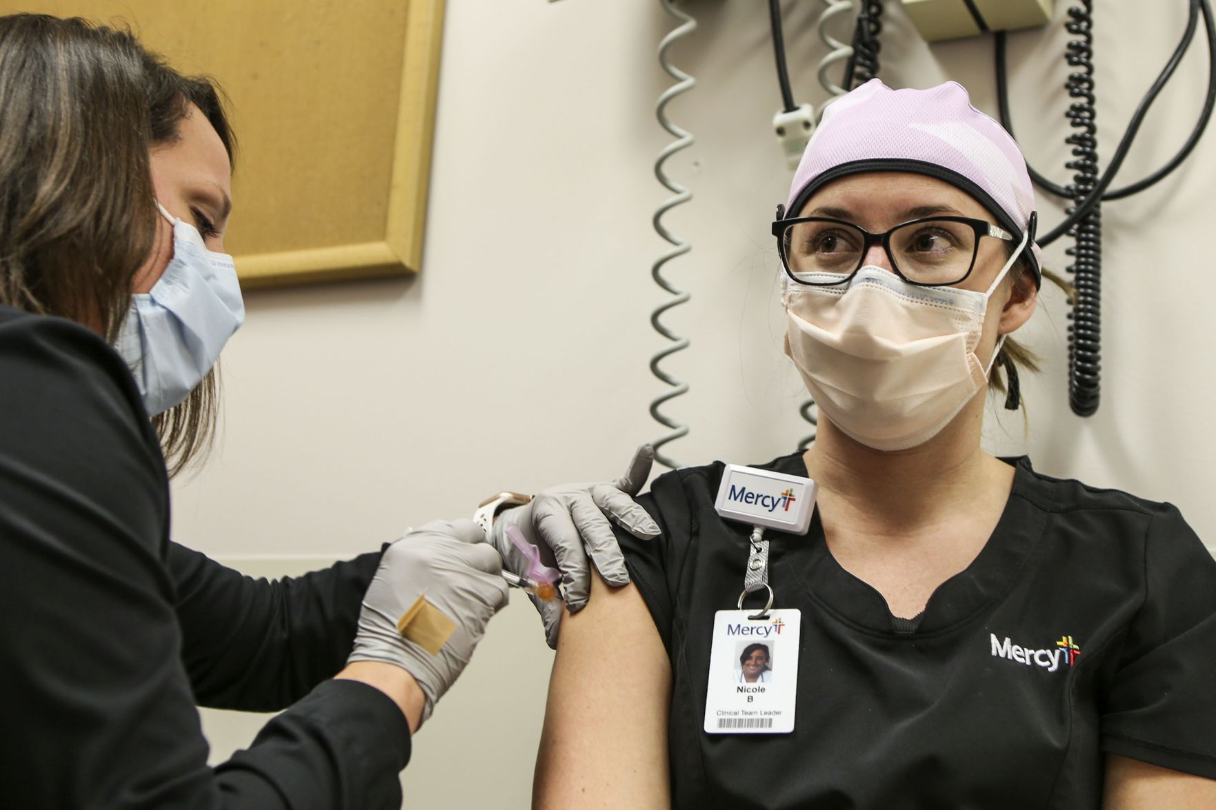 First COVID-19 Vaccine administered in St. Louis region at Mercy Hospital South